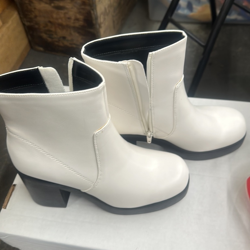 Soda White Wedge Heeled Boots size 8.5